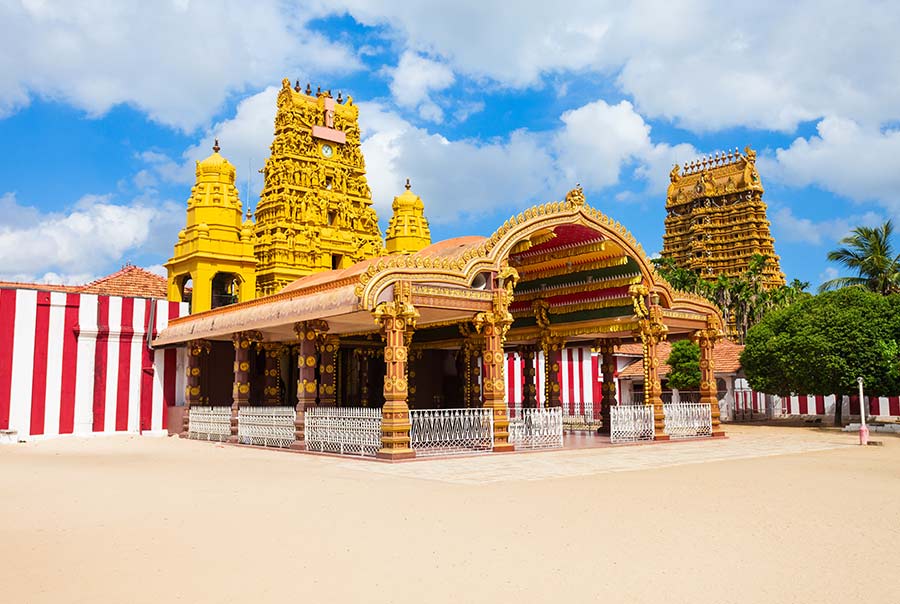 Nallur Kandaswamy Temple: Sri Lanka. 
